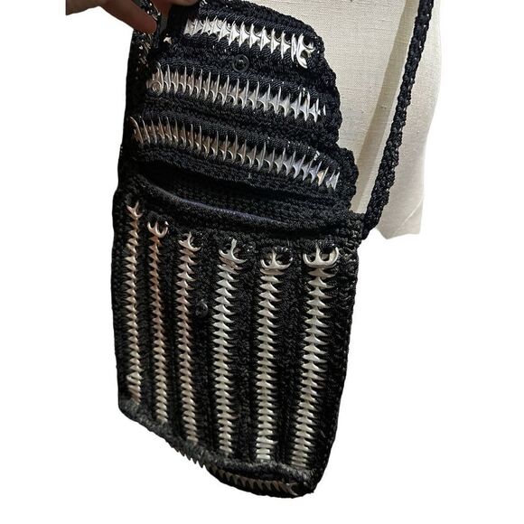 Upcycled Hand made bottle soda pop top tab purse bag Black Silver Retro 90s - Picture 4 of 10